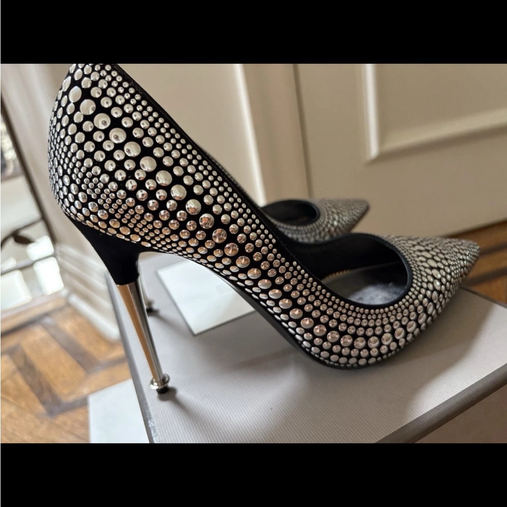 Tom Ford Black Silver Studded Pumps 4.25inch heels sz 38.5 (8 US) - Picture 4 of 7